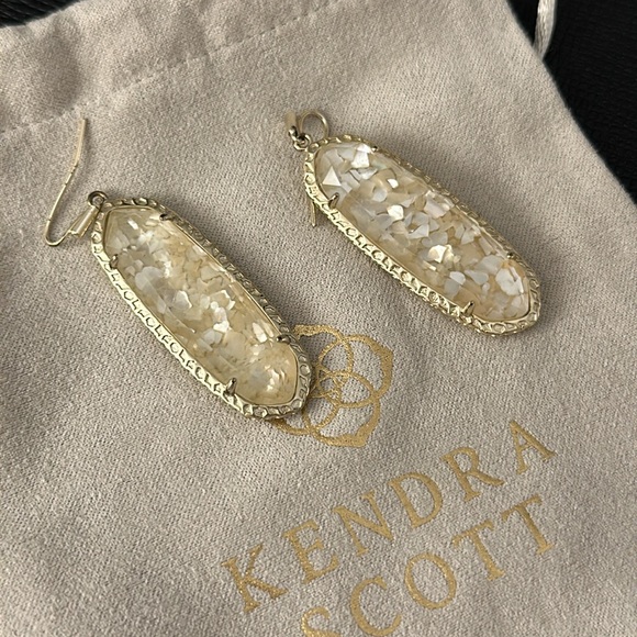 Kendra Scott crushed opal large drop earrings - Picture 2 of 2